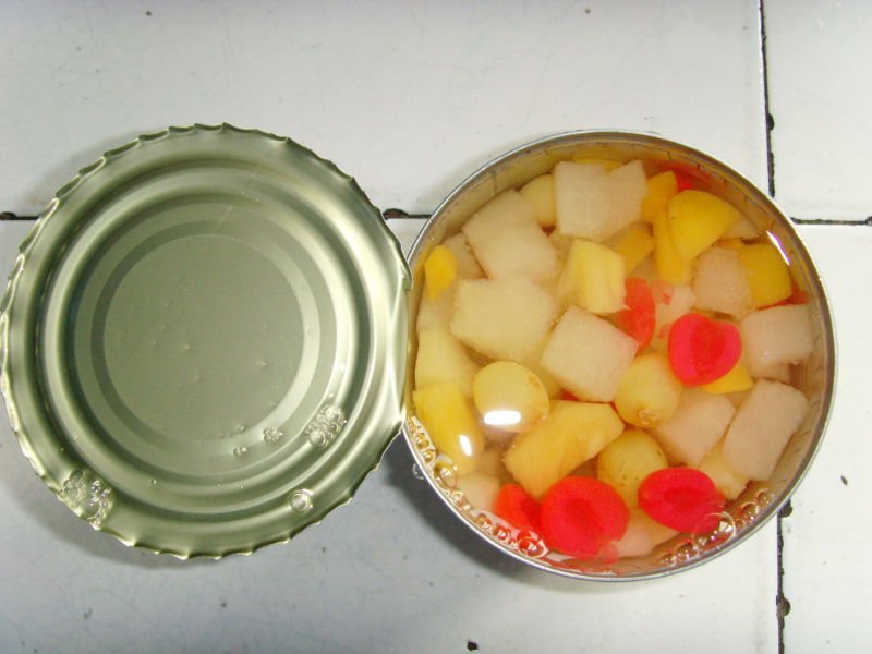 Canned Fruit Cocktail